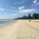 Samsuria Beach Apartment